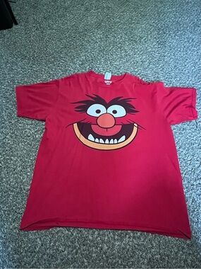 Mens Red Character Face Graphic Tee - Brand Unknown